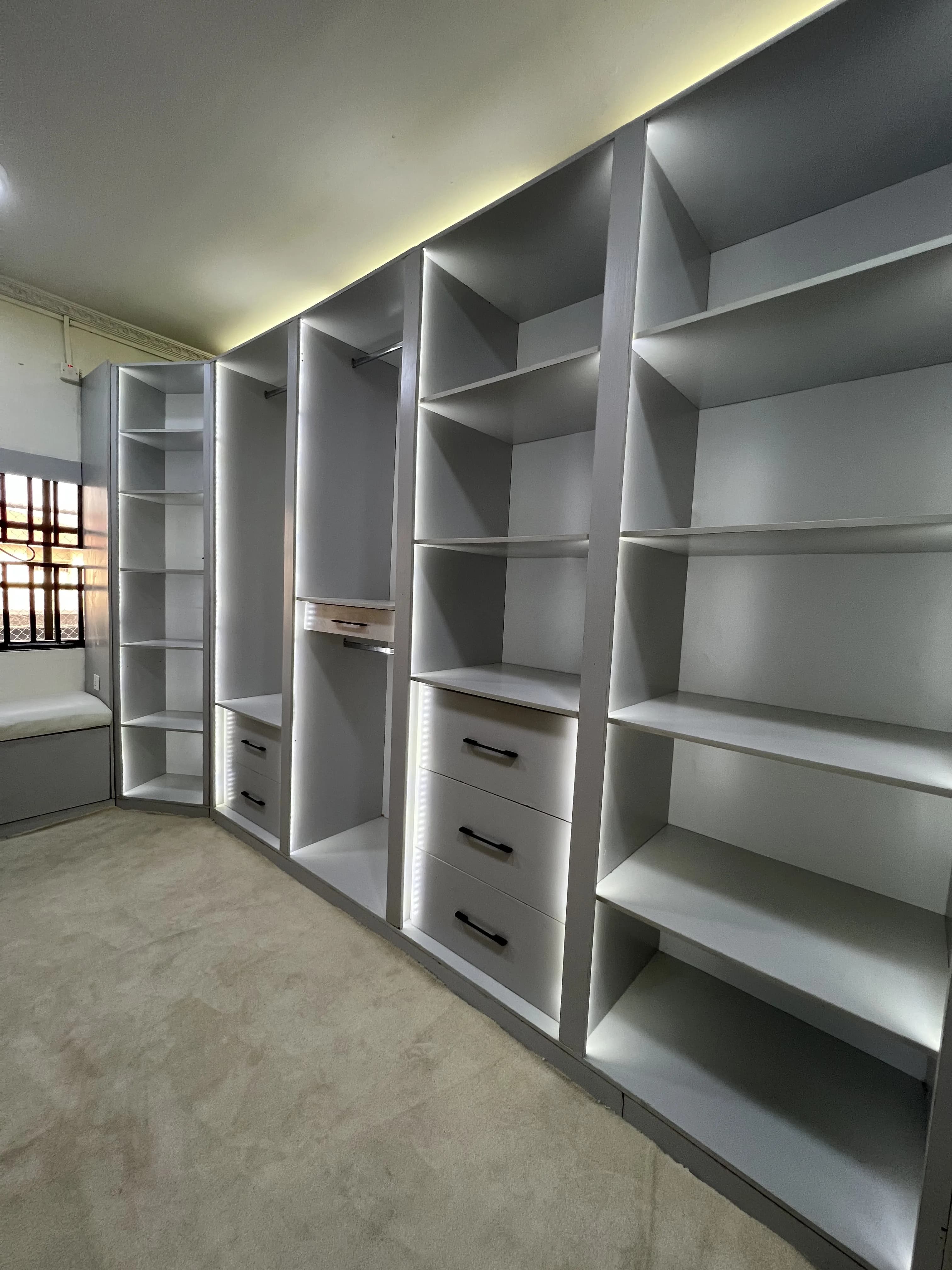 Luxury Walk-in Closet - Image 10